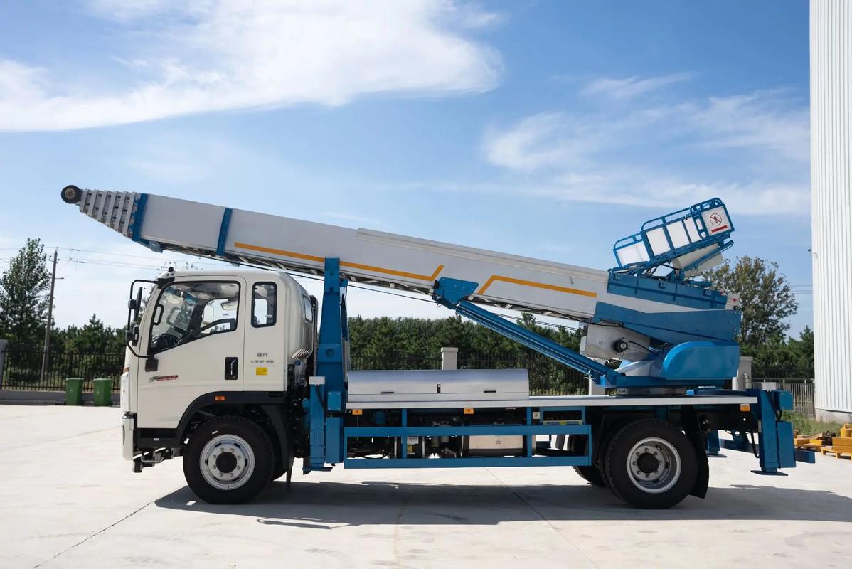 福州台江云梯上料车租赁费用